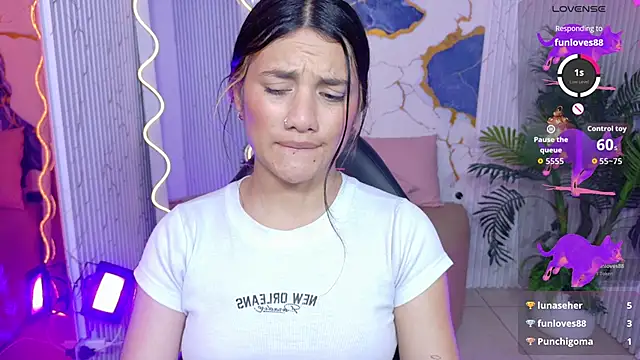 Sala de chat ao vivo de Chiara_tay