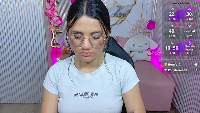 Chiara_tay – live chatrum