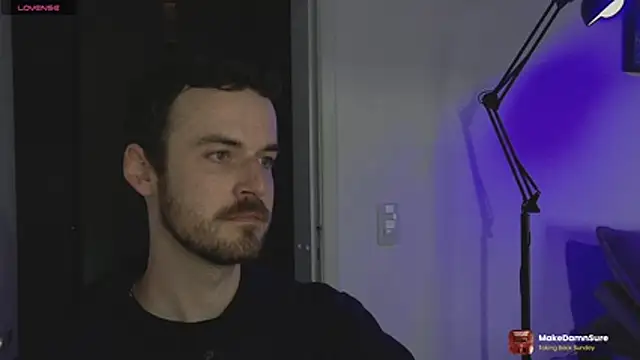 Breezee_ Live chatroom