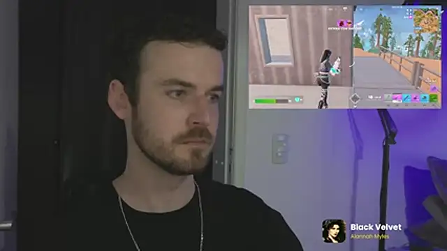 Breezee_ – live chatrum