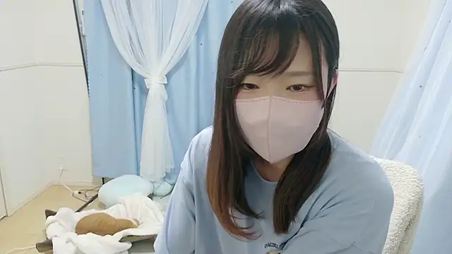 MEI--55 Cameră chat live