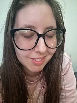 Sarah459's Live Chat Room