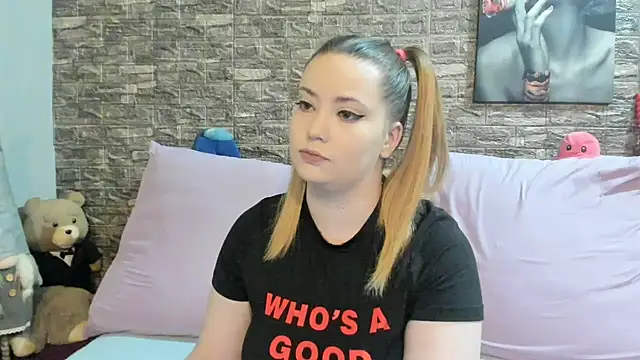 kalindahot Adlı Modelin Canlı Sohbet Odası