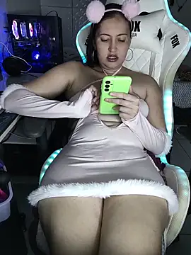 חדר צ'אט בשידור חי של Fetichista23