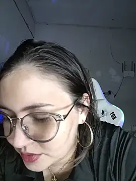 Fetichista23 실시간 채팅방