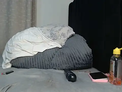 Phòng Chat Trực Tiếp sexxyykittyy