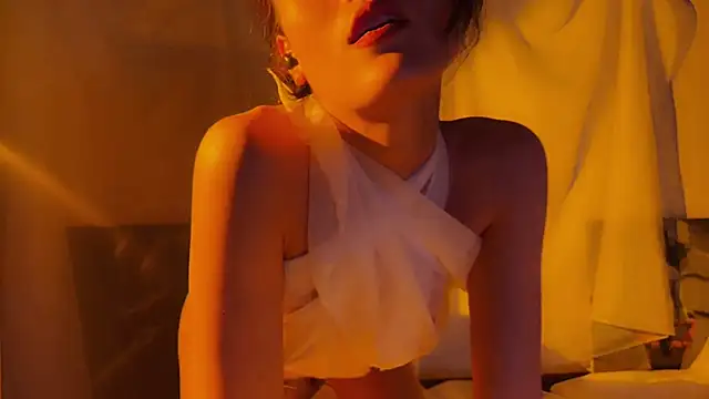 chasmic_soul Adlı Modelin Canlı Sohbet Odası