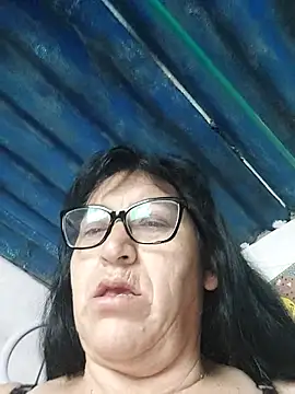 clarita_01 – live chatrum