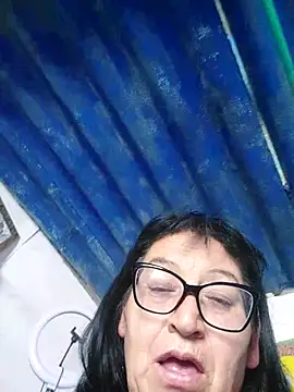 clarita_01 Ruang Obrolan Langsung