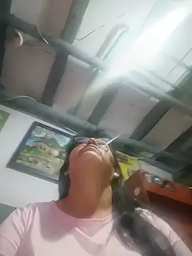 Sala de chat ao vivo de clarita_01