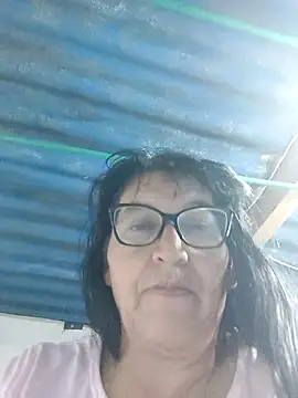 clarita_01 Adlı Modelin Canlı Sohbet Odası