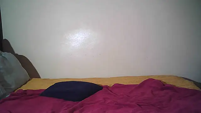 SuvieyX Adlı Modelin Canlı Sohbet Odası