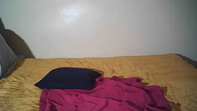 SuvieyX Adlı Modelin Canlı Sohbet Odası
