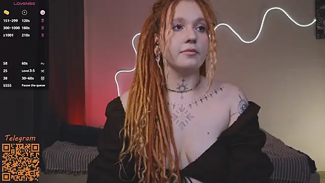 The_Full_Red_Moonn Live chat-huone