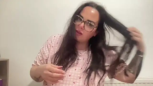 Онлайн чат clara_lu