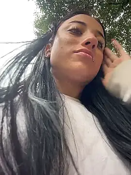 Ady_18 Live Chatraum