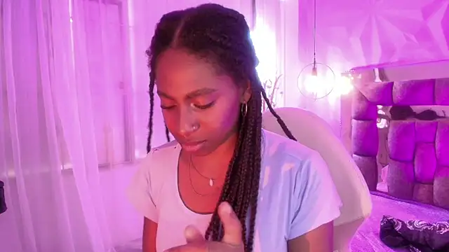Živá chatovací místnost Queen_perla_