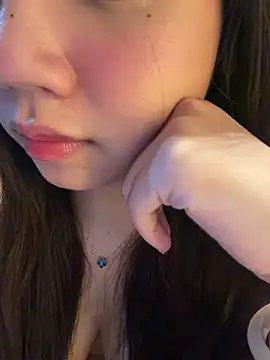 Chat soba uživo modela Hanna230