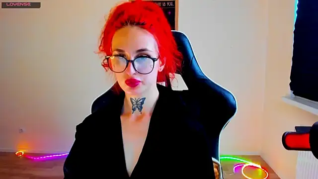 your_tora's Live Chat Room