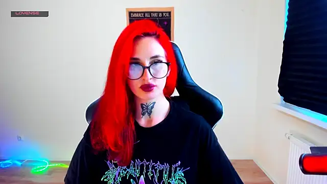 Živá chatovací místnost your_tora