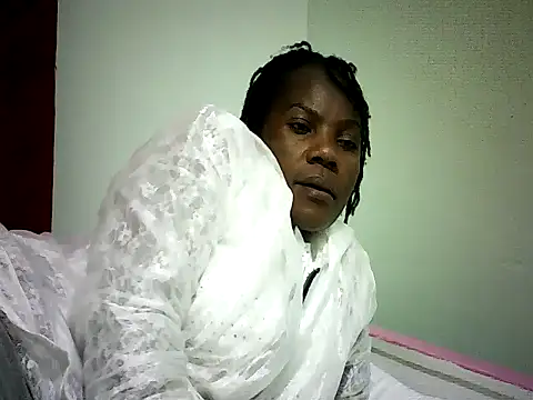 Pierra77 Live Chatraum