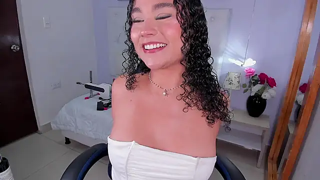 kitty_kayo Adlı Modelin Canlı Sohbet Odası