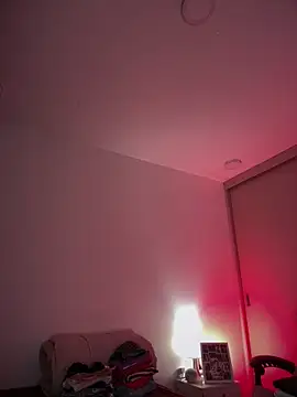 Chat soba uživo modela Hips_hannah