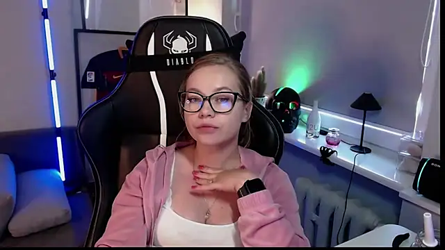 Sala de chat en directo de holly_xglam