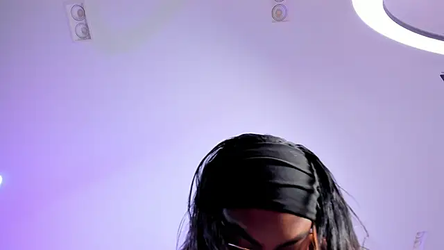 Phòng Chat Trực Tiếp Esmeralda_Duarte