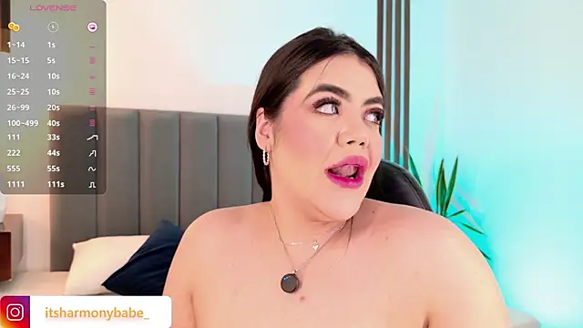 Harmonybabe_ Adlı Modelin Canlı Sohbet Odası