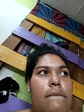 Chat ao vivo de Paola16_6