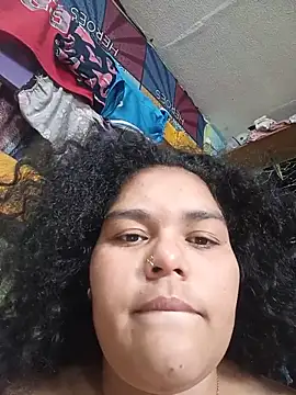 Chat ao vivo de Paola16_6