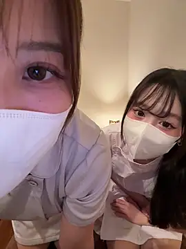 ManaMi-maru 现场性爱视讯表演
