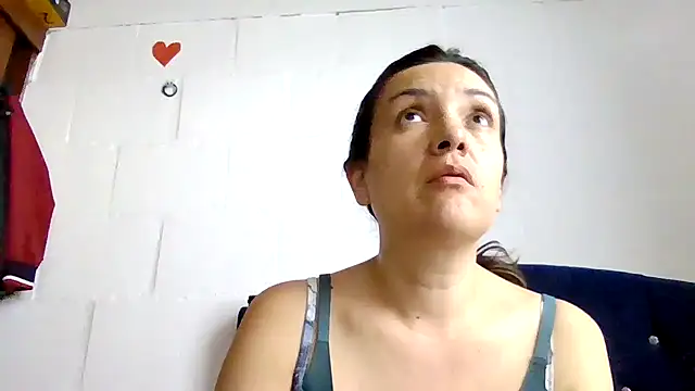 Živá chatovací místnost princessbella93