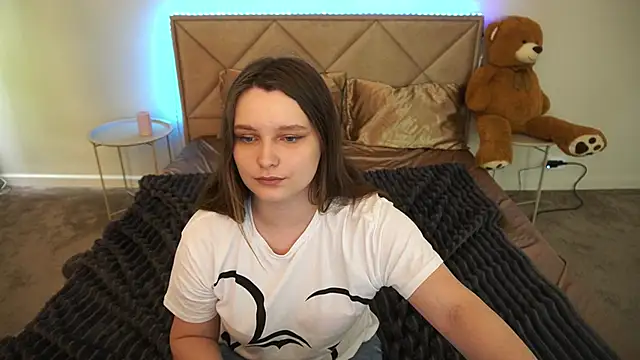 MagicPeachh_ live-chat rom
