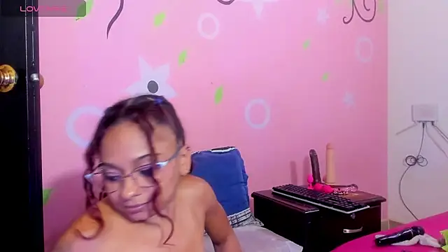 Sala de chat ao vivo de Lauren_Hills069