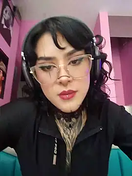 Phòng Chat Trực Tiếp taaylor33