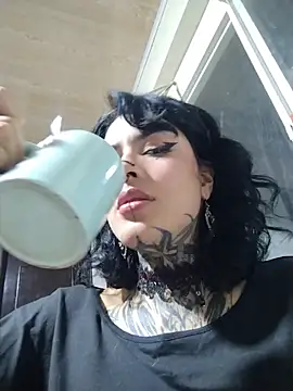 Chat soba uživo modela taaylor33