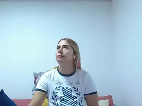 Lunazina Ruang Obrolan Langsung