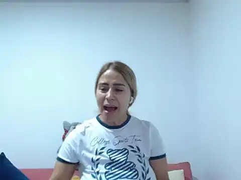 Lunazina Live Chatraum