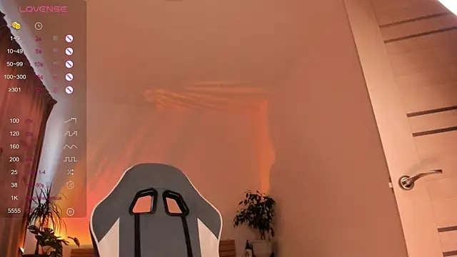 alisahug Adlı Modelin Canlı Sohbet Odası