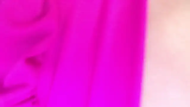 milfrousse's Live Chat Room