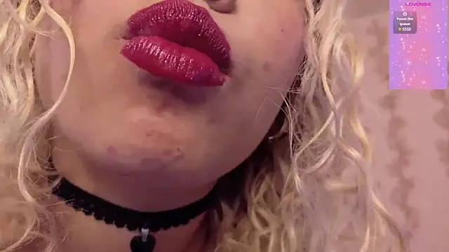 Haelycute чат на живо