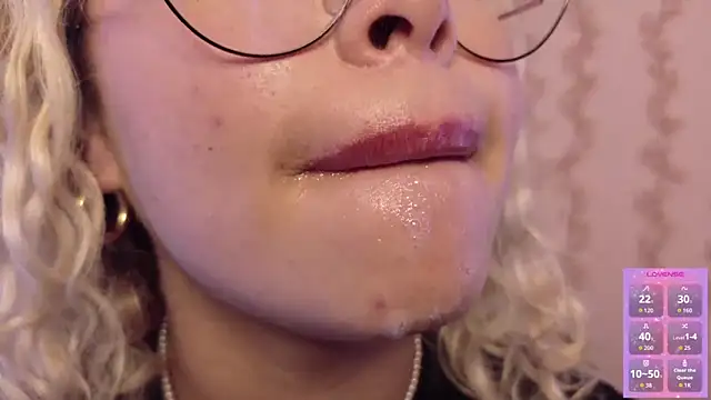 Haelycute чат на живо
