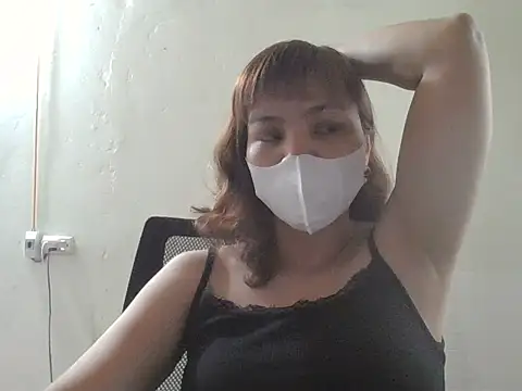 Angela-Eira Adlı Modelin Canlı Sohbet Odası
