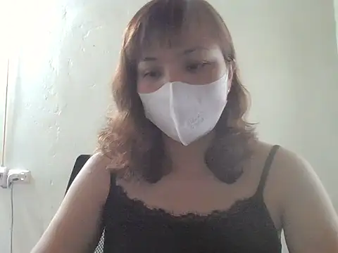 Chat soba uživo modela Angela-Eira