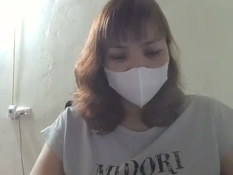 Angela-Eira Live chatroom