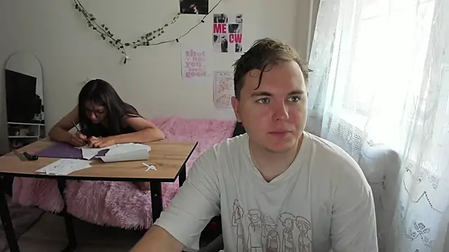 Chat ao vivo de MashkaRay