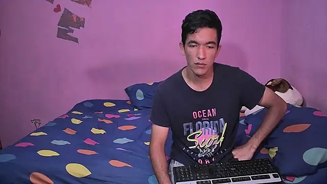 Živá chatovací místnost Sweetiefoxxx