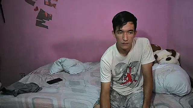Živá chatovací místnost Sweetiefoxxx
